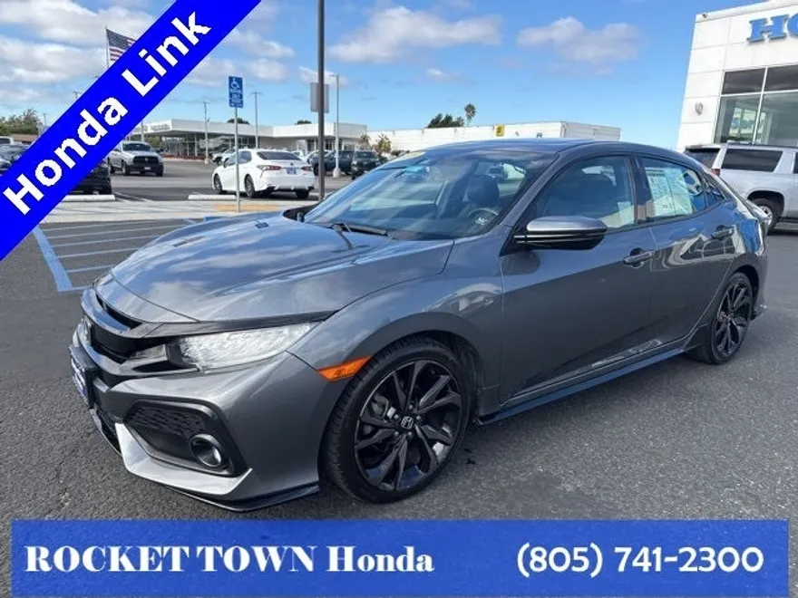 2018 Honda Civic Sport Touring photo 1