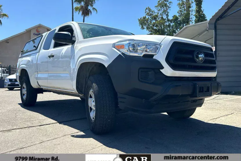 2022 Toyota Tacoma SR photo 1