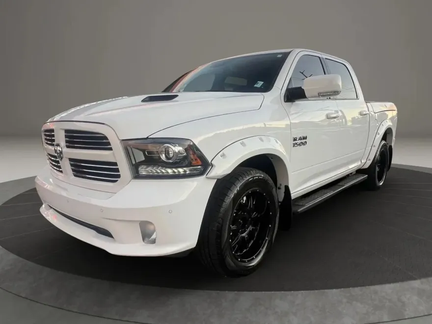 2015 Ram 1500 Sport photo 1