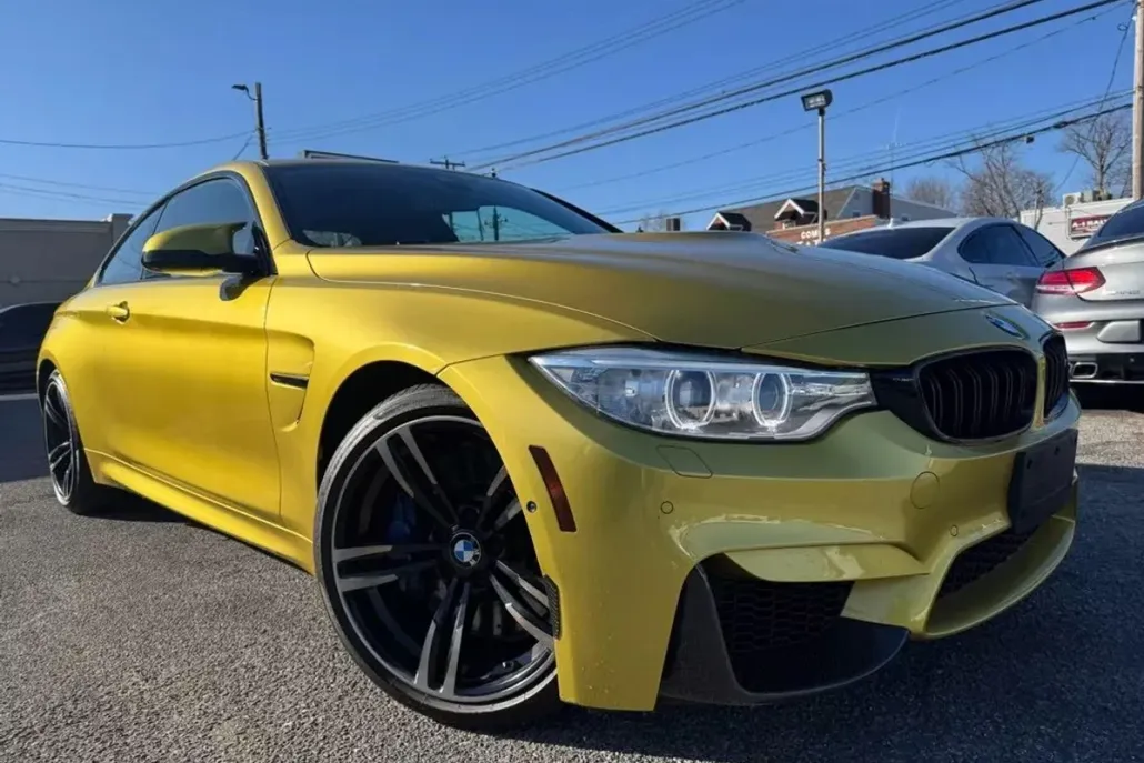 2015 Bmw M4 Coupe photo 1