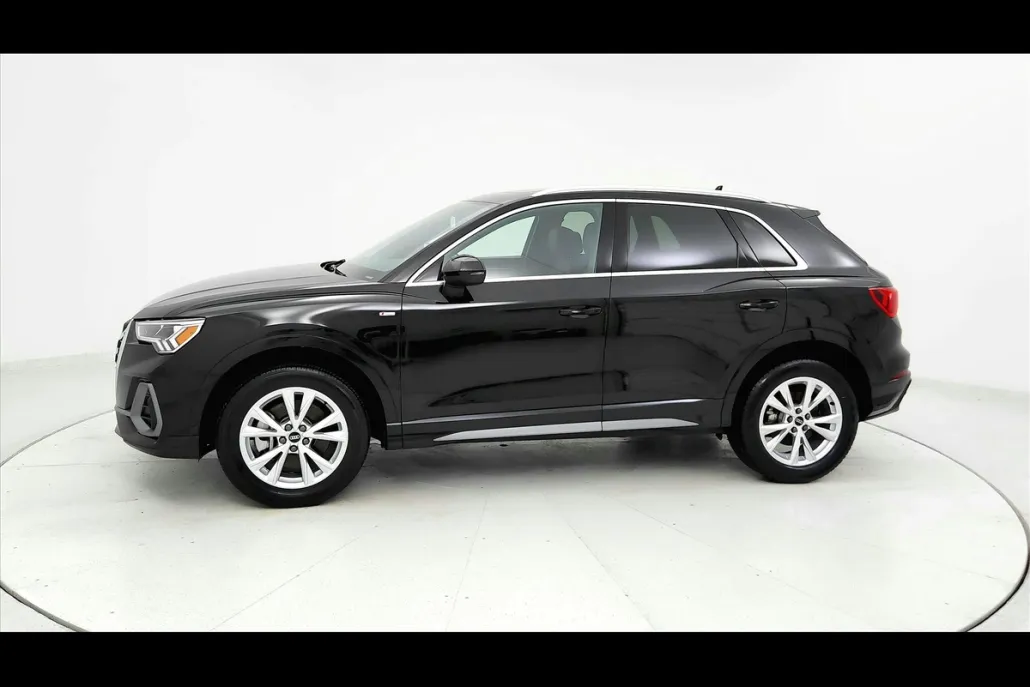2023 Audi Q3 Premium S line photo 1