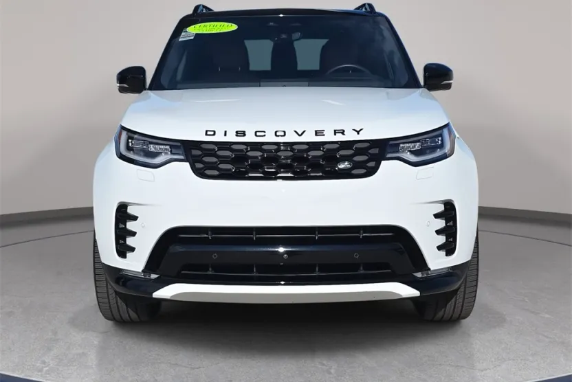 2025 Land Rover Discovery SE photo 1