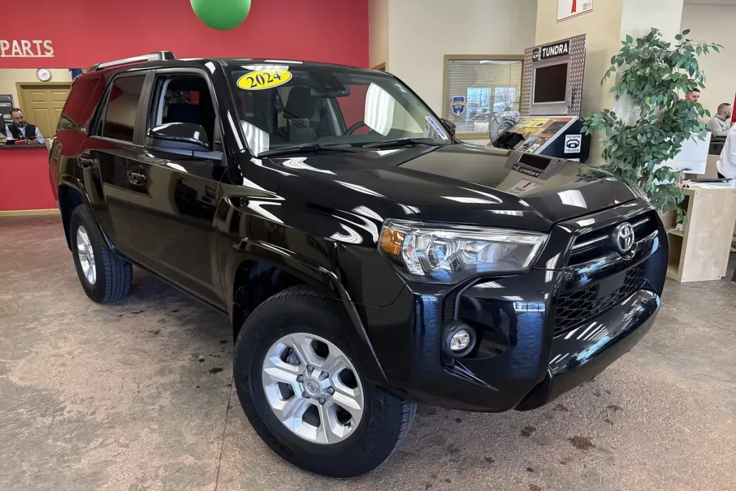 2024 Toyota 4Runner SR5 photo 1