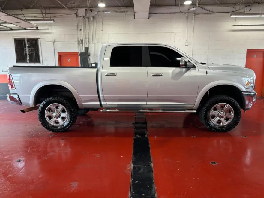 2018 Ram 2500 Laramie photo 1
