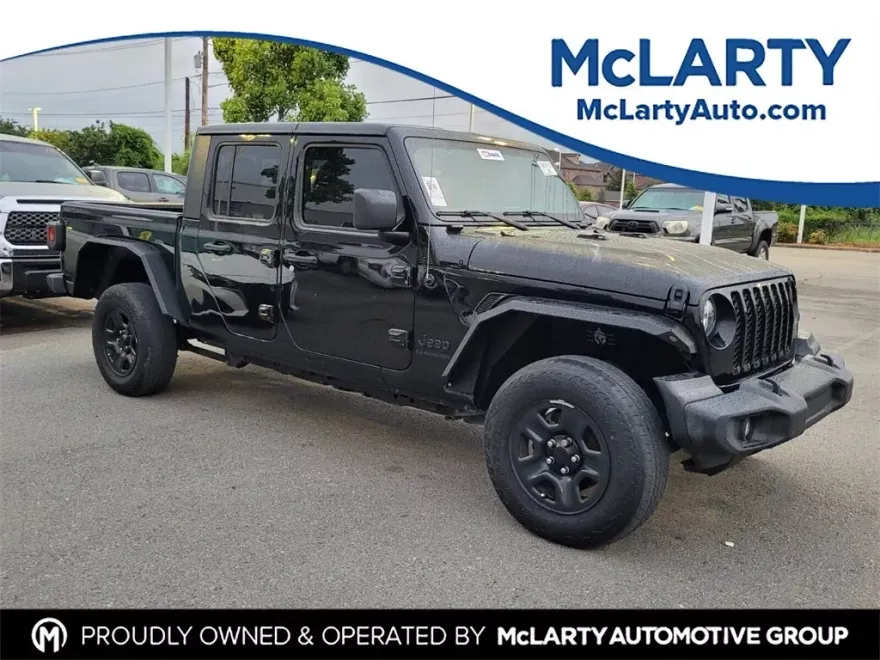 2021 Jeep Gladiator Sport photo 1
