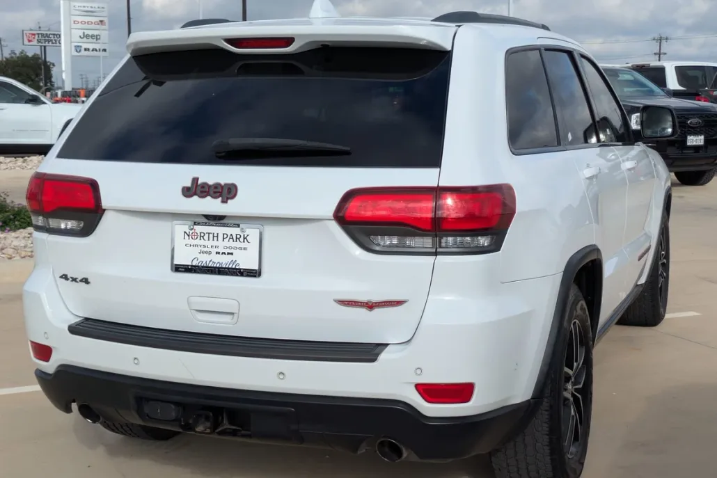 2018 Jeep Grand Cherokee Trailhawk photo 1