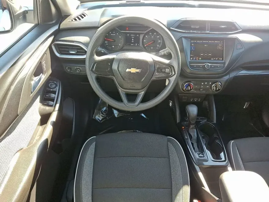 2021 Chevrolet Trailblazer LS photo 1