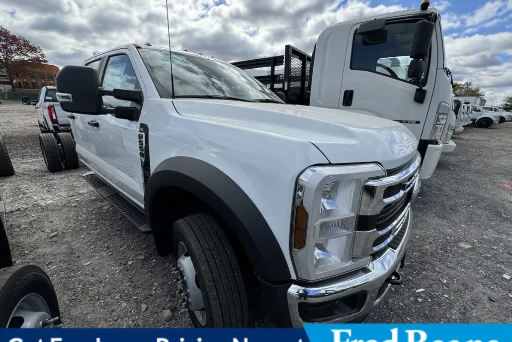 2024 Ford F-550 XL photo 1