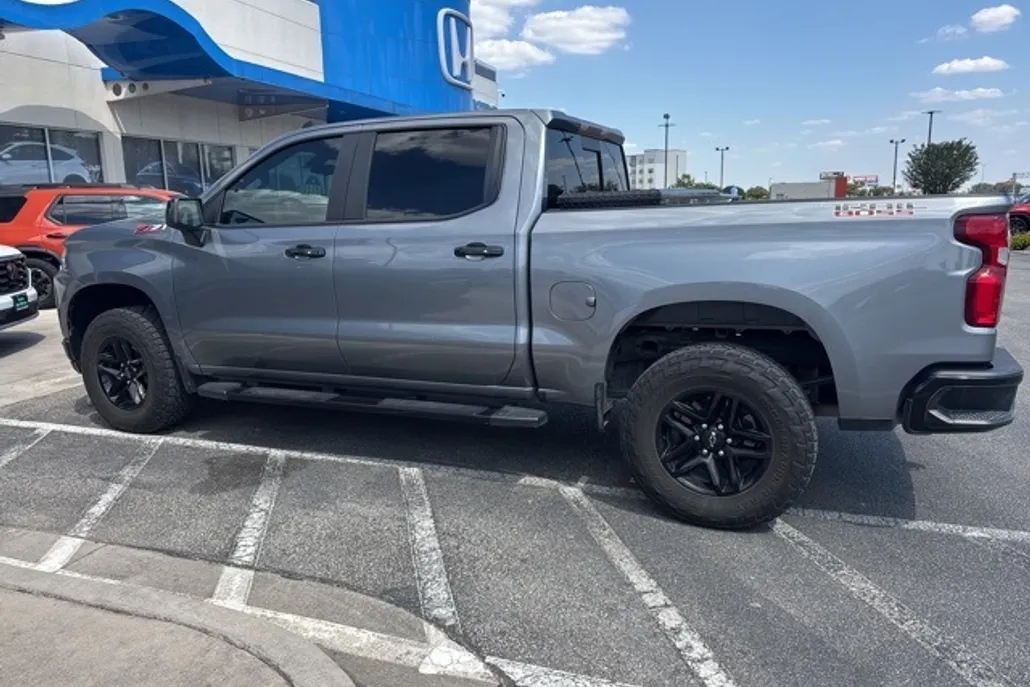 2019 Chevrolet Silverado 1500 LT Trail Boss photo 1