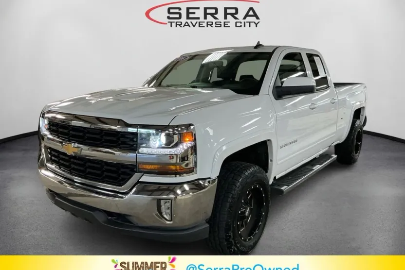 2016 Chevrolet Silverado 1500 LT photo 1
