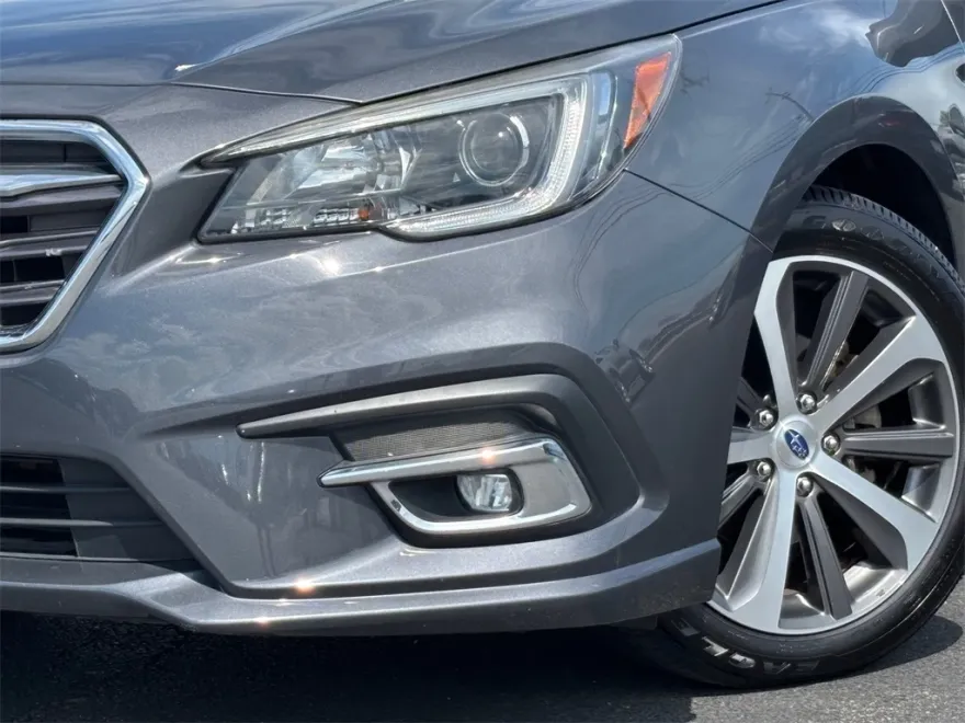2019 Subaru Legacy Limited photo 1