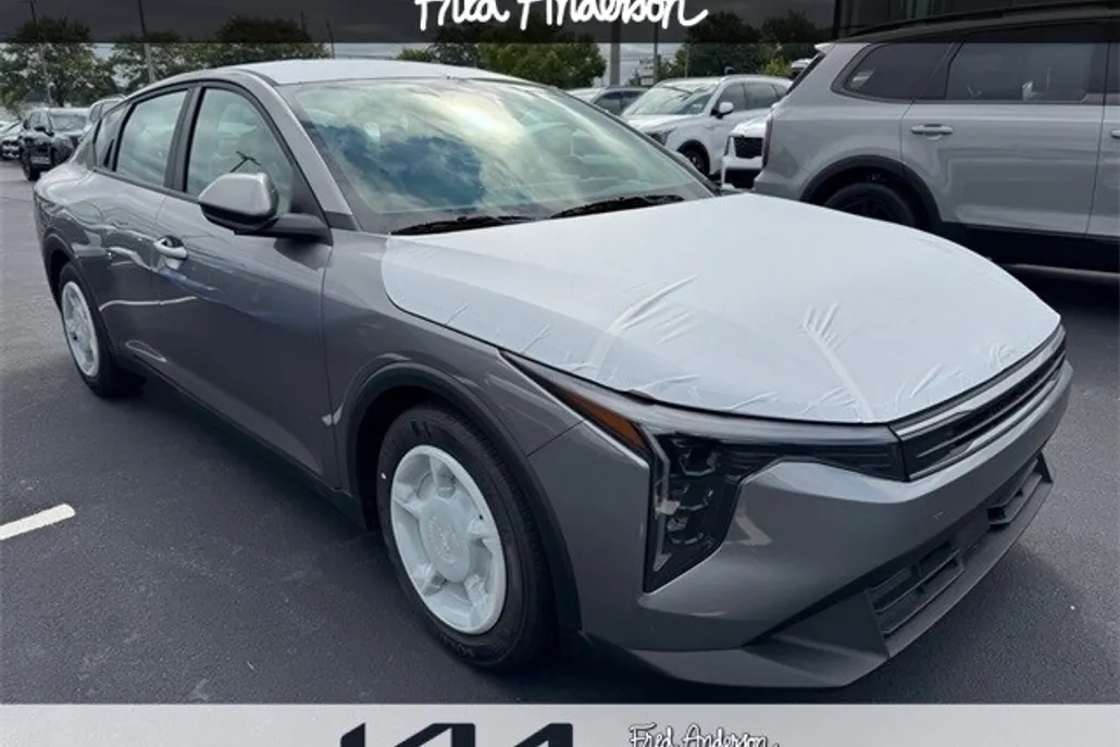 2025 Kia K4 LX photo 1