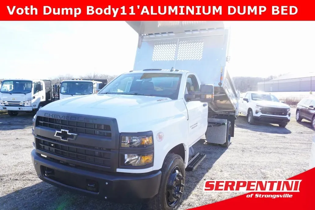 2023 Chevrolet Silverado 4500HD Work Truck photo 1