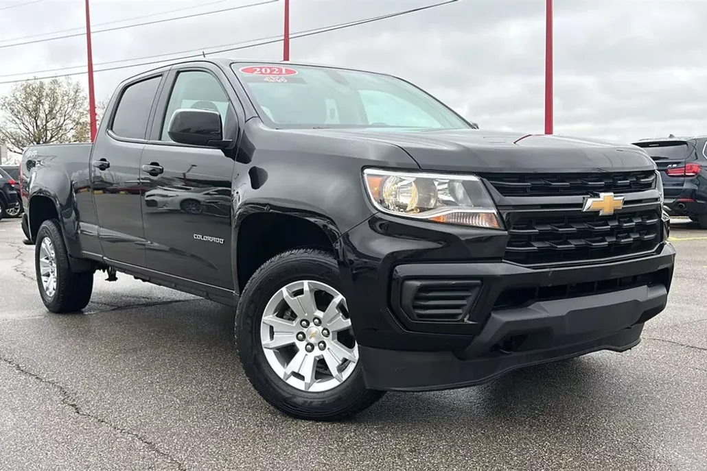 2021 Chevrolet Colorado LT photo 1