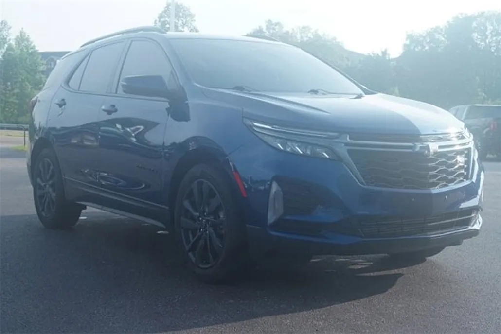2022 Chevrolet Equinox RS photo 1