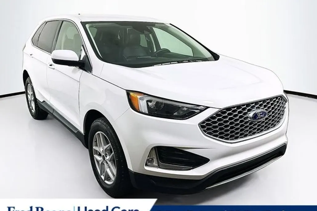2024 Ford Edge SEL photo 1