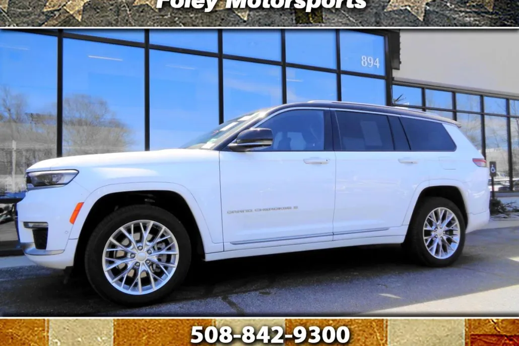 2021 Jeep Grand Cherokee L Summit photo 1