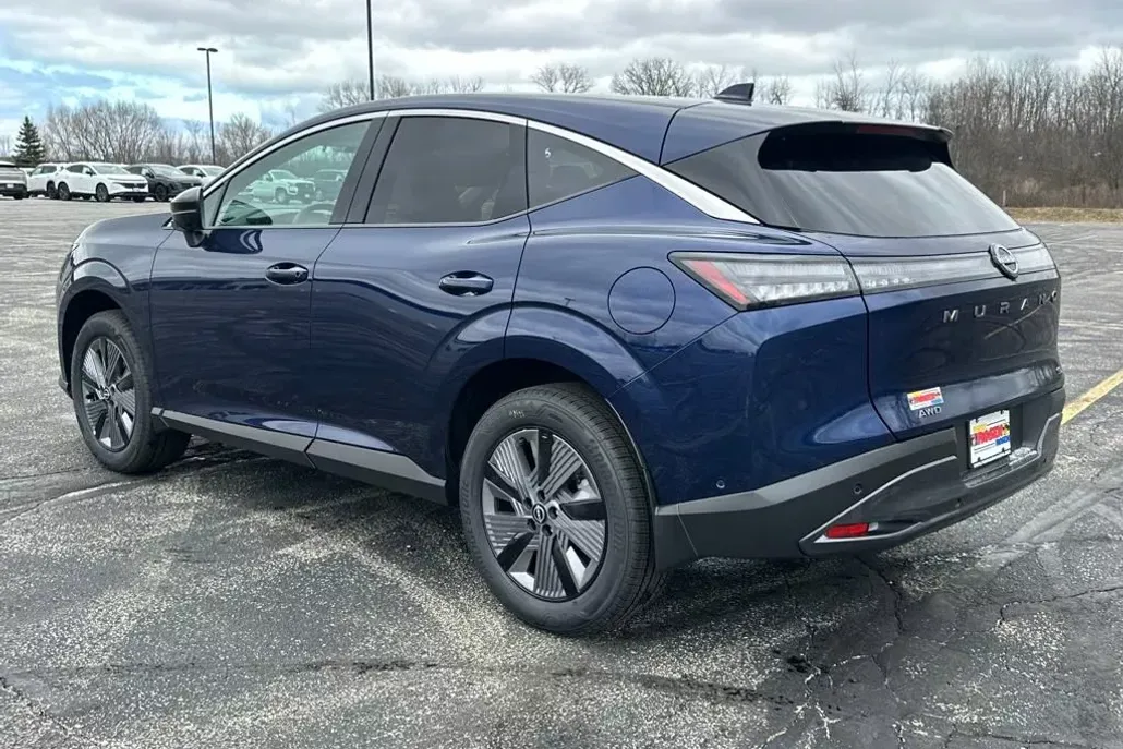 2025 Nissan Murano SL photo 1