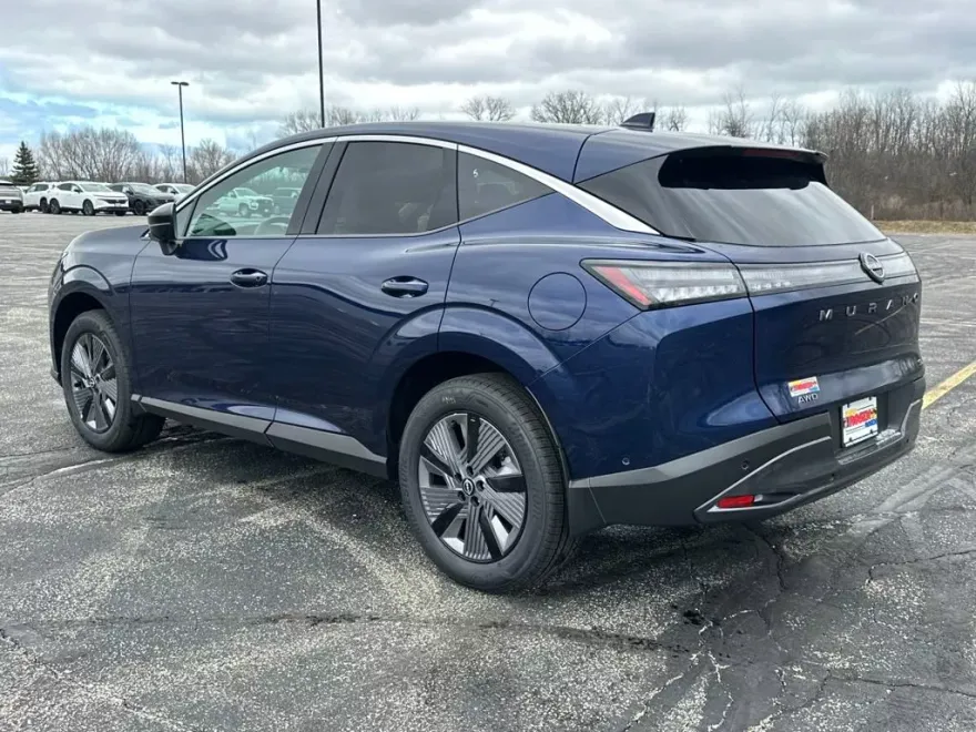 2025 Nissan Murano SL photo 1