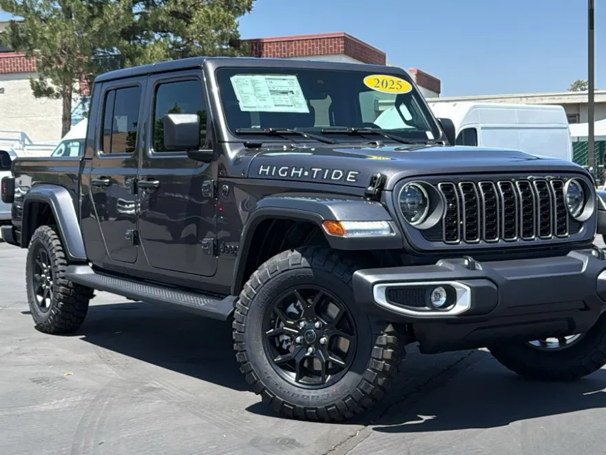 2025 Jeep Gladiator Sport photo 1