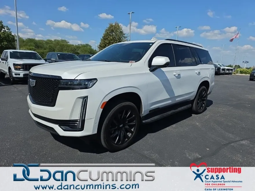 2024 Cadillac Escalade Sport photo 1