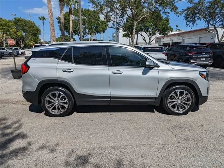 2020 Gmc Terrain SLT photo 1