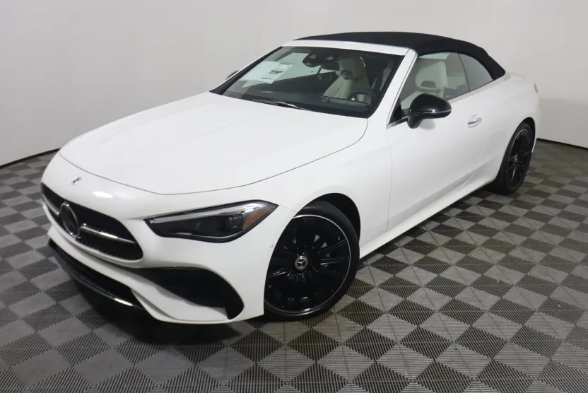 2026 Mercedes Benz CLE 300 4MATIC photo 1