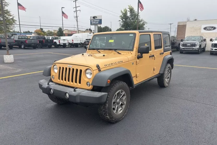 2014 Jeep Wrangler Unlimited Rubicon photo 1