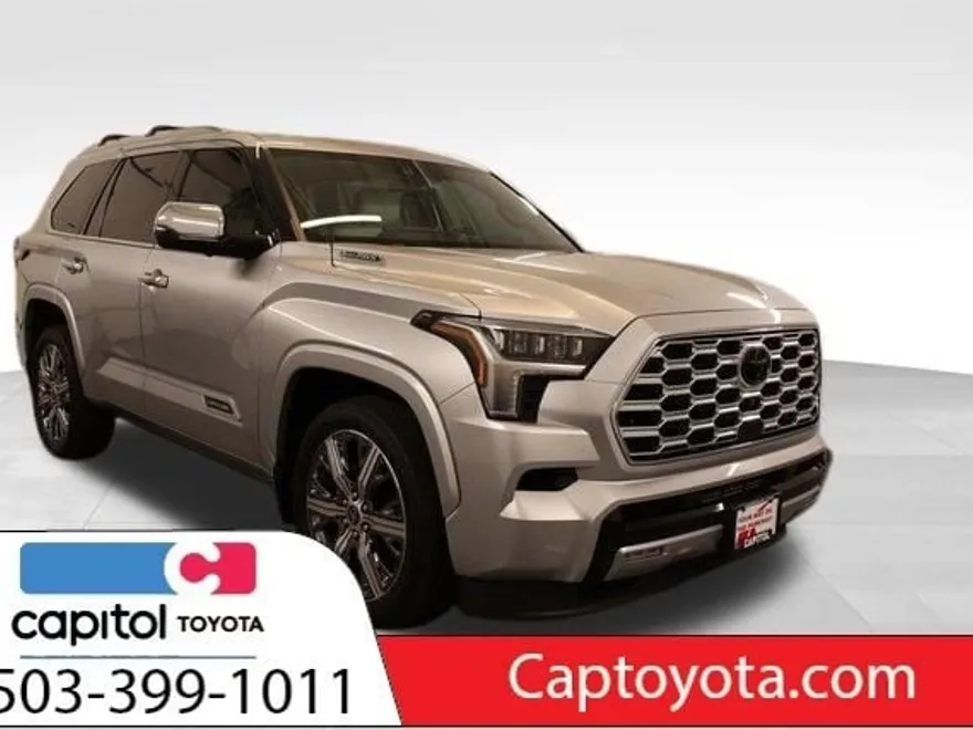 2023 Toyota Sequoia Capstone photo 1