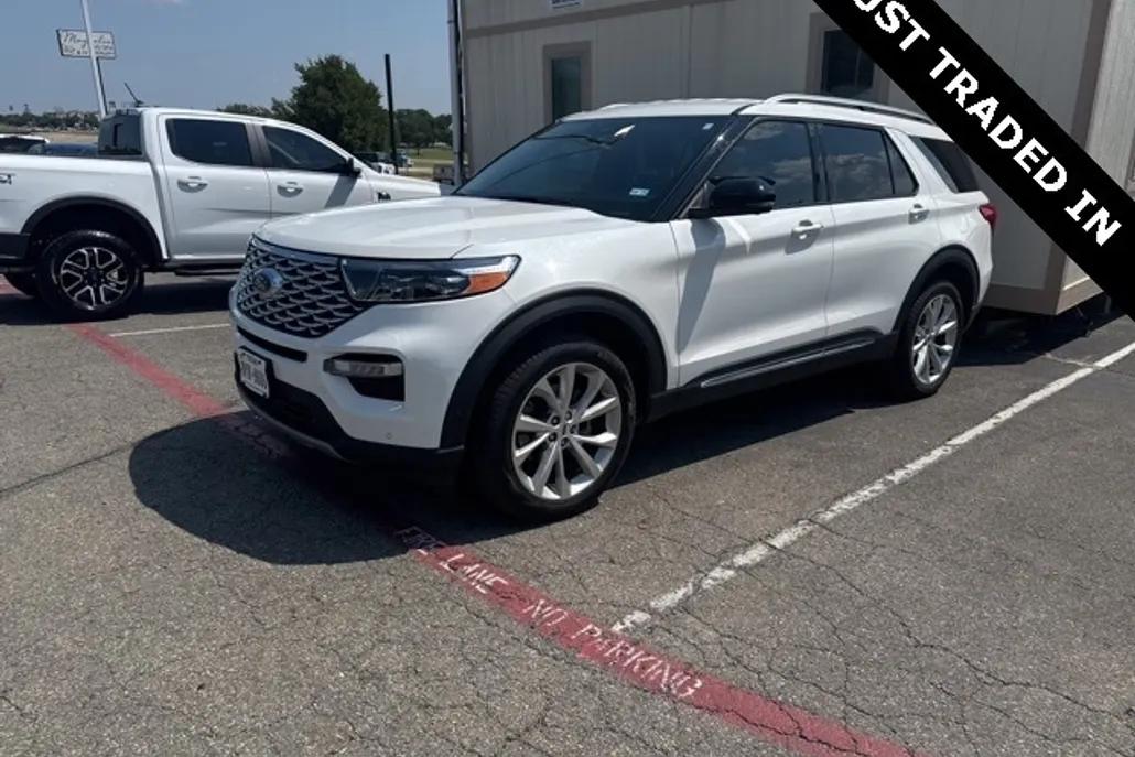 2022 Ford Explorer Platinum photo 1