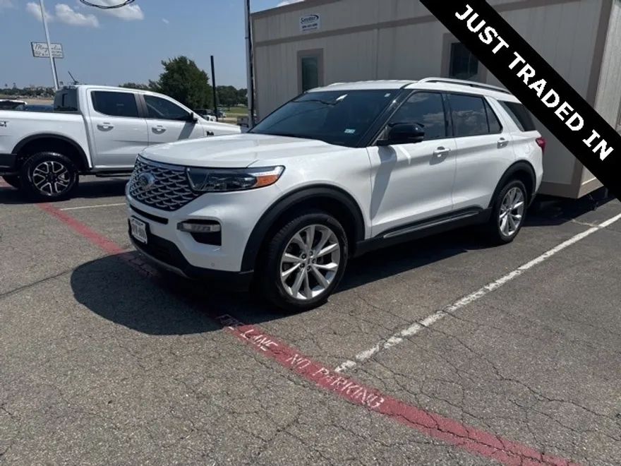 2022 Ford Explorer Platinum photo 1