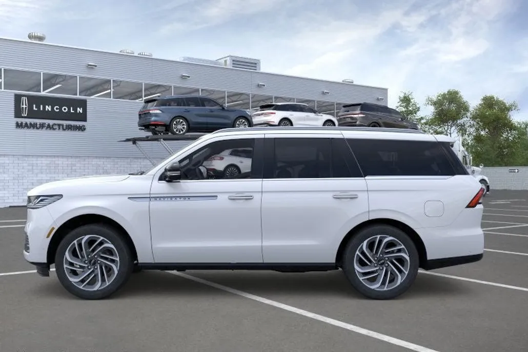 2025 Lincoln Navigator Reserve photo 1