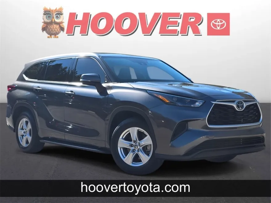 2022 Toyota Highlander L photo 1