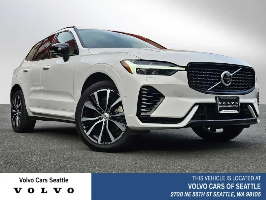 2023 Volvo XC60 Recharge Hybrid Plus photo 1
