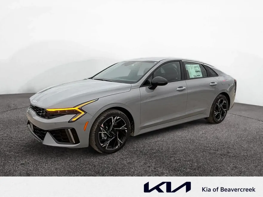 2026 Kia K5 GT-Line photo 1