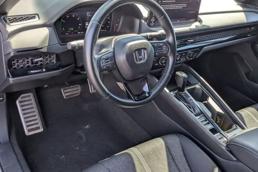 2023 Honda Accord Hybrid Sport photo 1