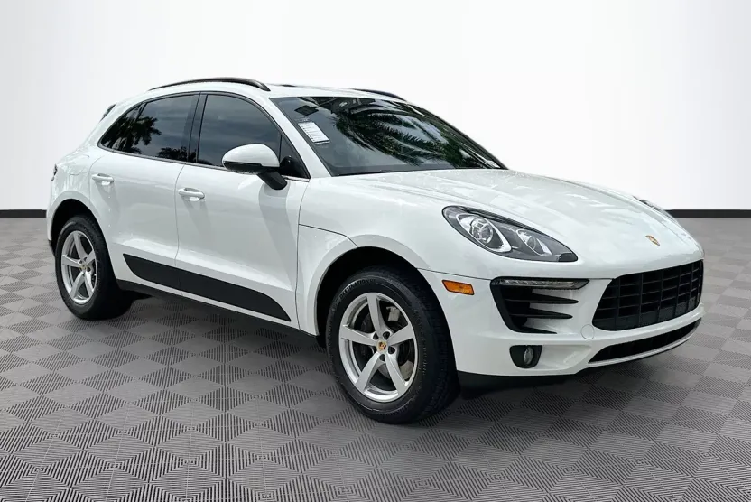 2018 Porsche Macan photo 1