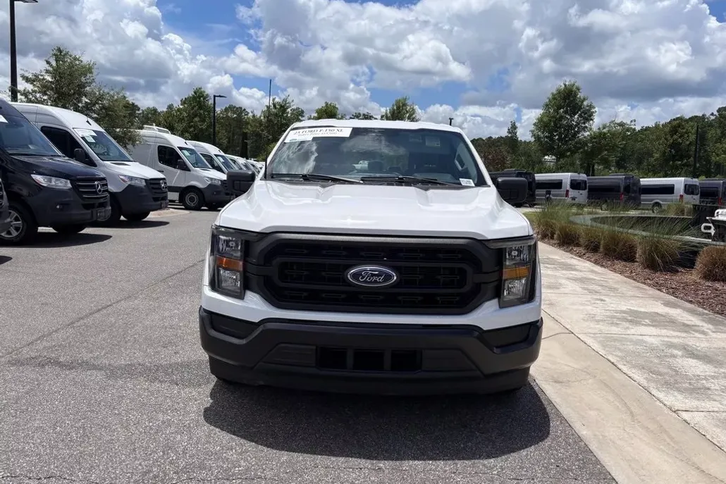 2023 Ford F-150 XL photo 1