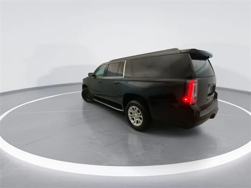 2019 Gmc Yukon XL SLT photo 1