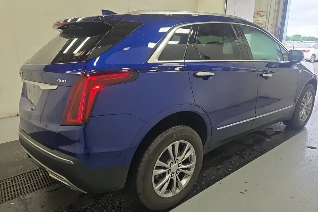 2023 Cadillac XT5 Premium Luxury photo 1