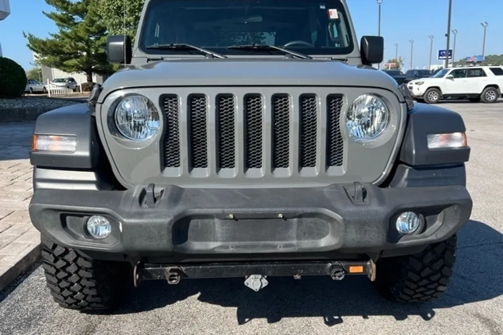 2019 Jeep Wrangler Sport S photo 1