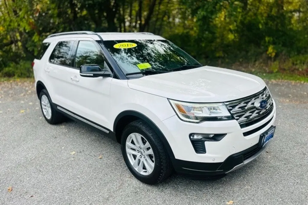 2018 Ford Explorer XLT photo 1