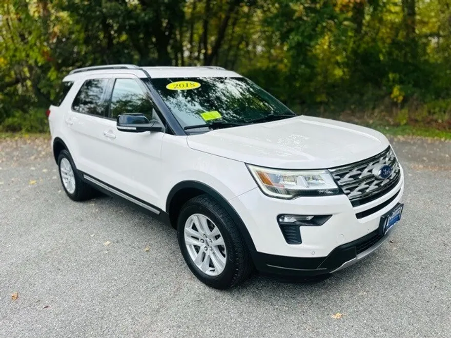 2018 Ford Explorer XLT photo 1