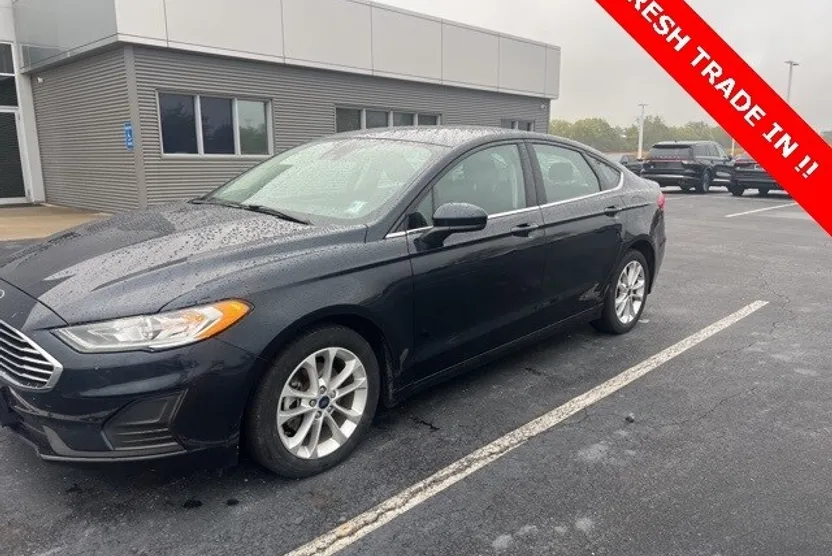 2020 Ford Fusion Hybrid SE photo 1