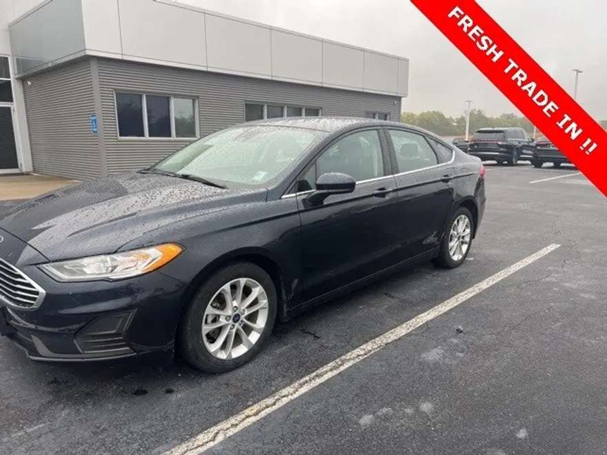 2020 Ford Fusion Hybrid SE photo 1