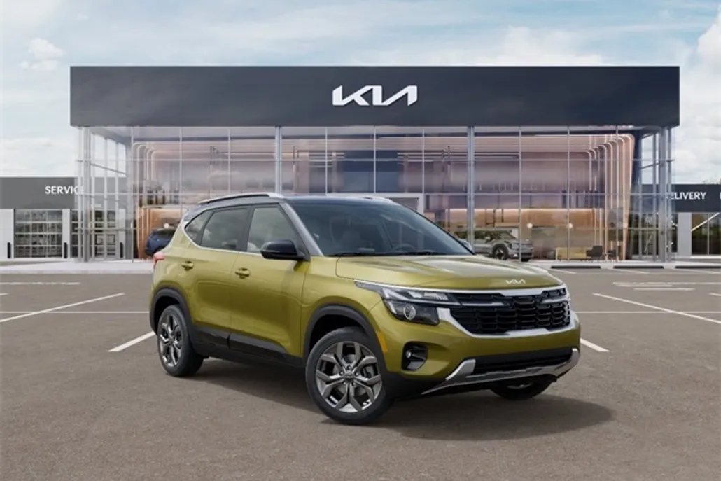 2024 Kia Seltos S photo 1