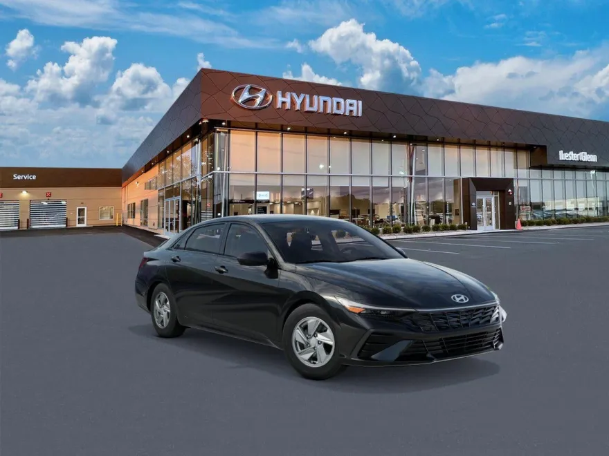 2025 Hyundai Elantra SE photo 1
