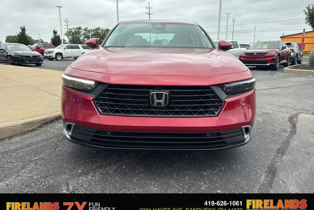 2025 Honda Accord Hybrid Touring photo 1