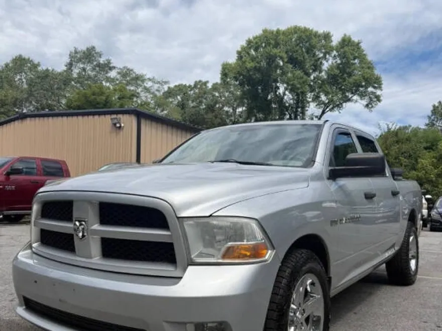 2012 Ram 1500 Tradesman photo 1
