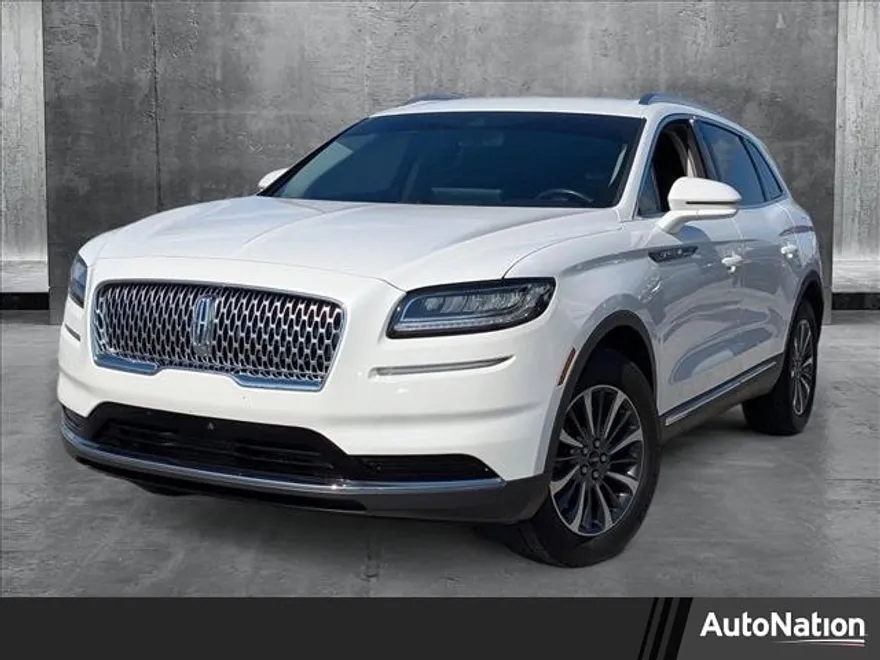 2022 Lincoln Nautilus Standard photo 1